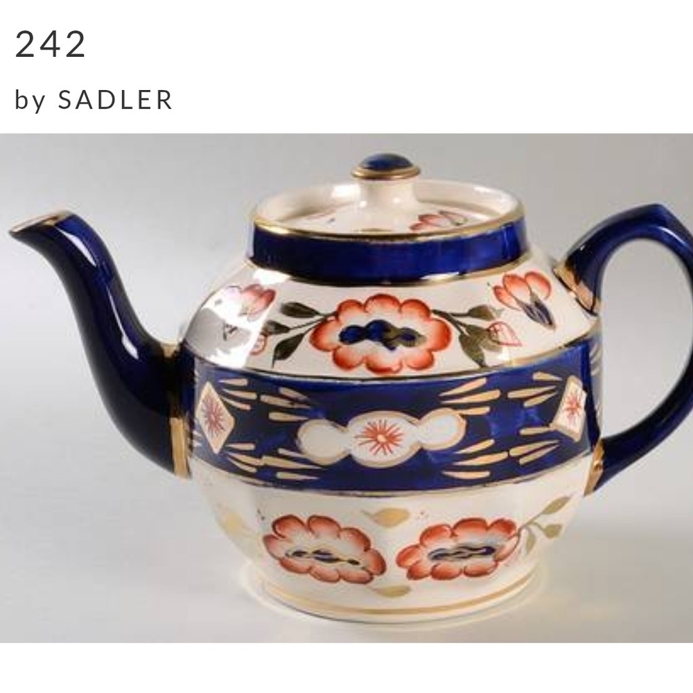 Sadler #242 England Vintage Porcelain Teapot Floral Cobalt Blue & Gold 4 Cup FC